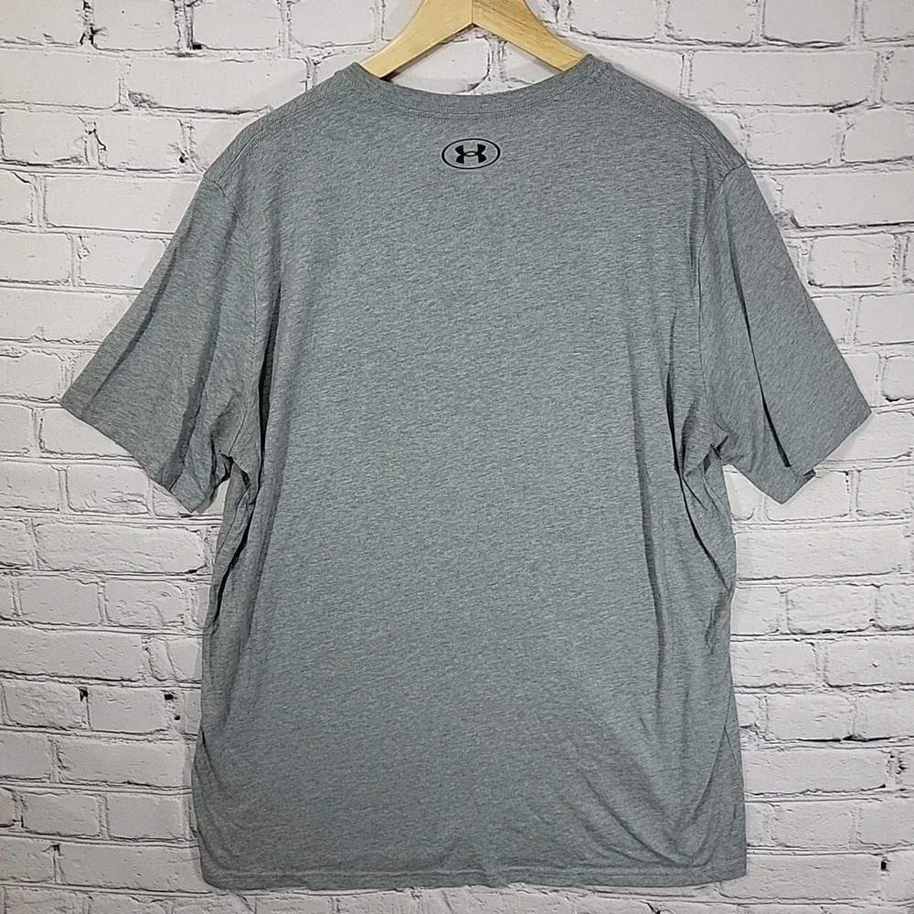 Under Armour good preowned
